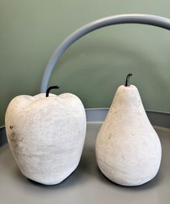 Decorative Apple & Pear Ornament Set – Rustic Stone Effect Décor5